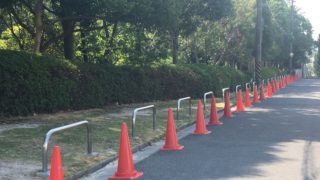 お祭り会場周りは駐車禁止だよ