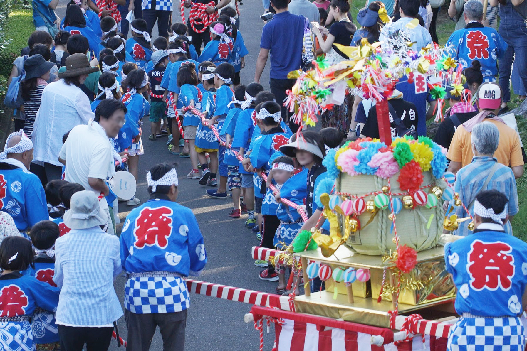 child_mikoshi